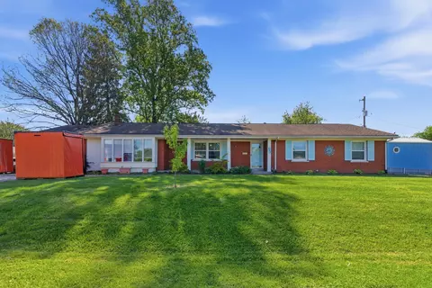 1214 Seneca Trl, Frankfort, KY 40601