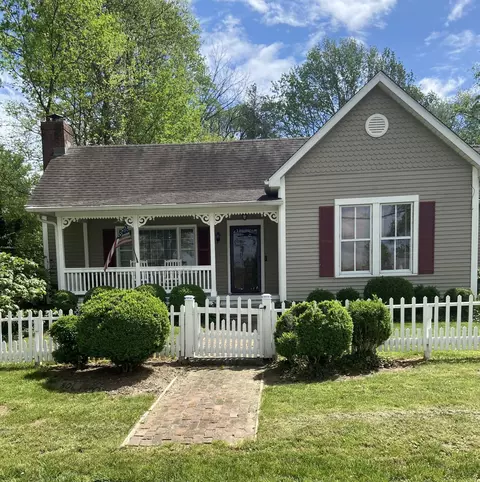 801 Bridgeport Rd, Frankfort, KY 40601