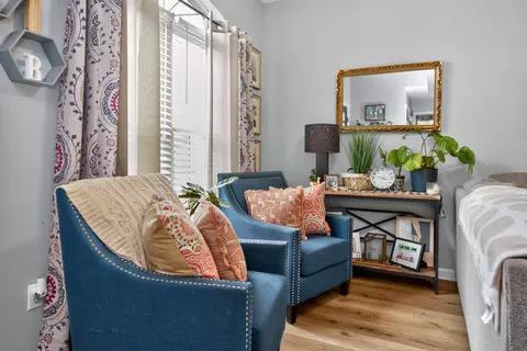 Living - 105 Dusk Ct, Georgetown, KY 40324 photo 1 of 2