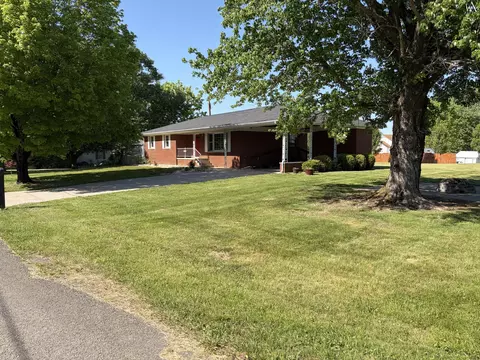 Exterior - 108 13th St, Williamsburg, KY 40769 photo 6 of 7