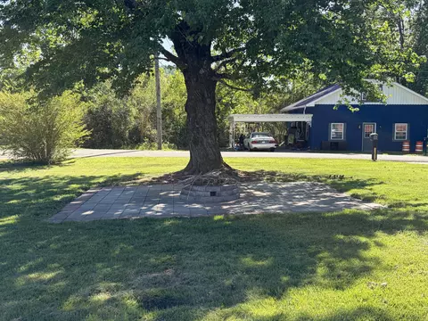 Exterior - 108 13th St, Williamsburg, KY 40769 photo 7 of 7