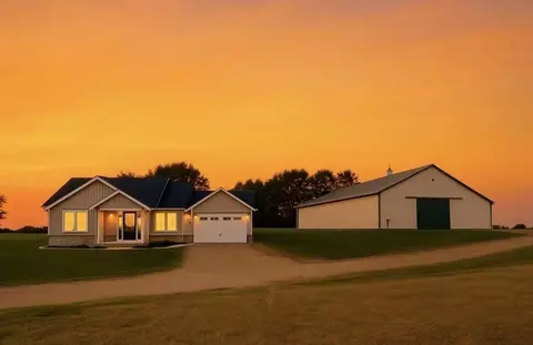 211 Foster Dr, Willisburg, KY 40078