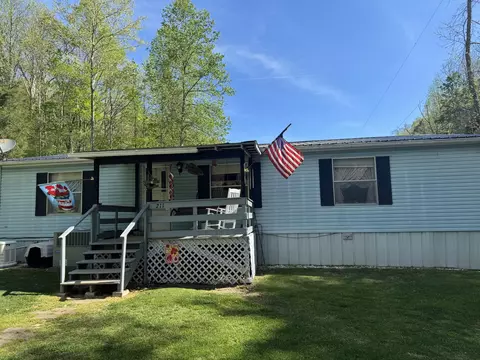 211 Buzzard Fork Rd, Jackson, KY 41339