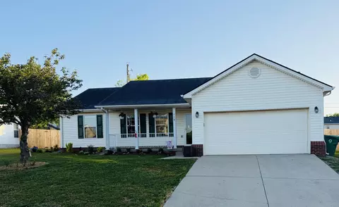 110 Buckingham Ln, Winchester, KY 40391