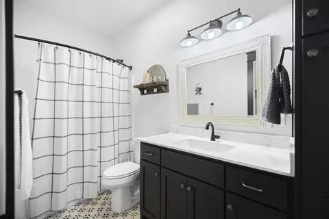 Bath - 165 Dory Dr, Salvisa, KY 40372 photo 4 of 8