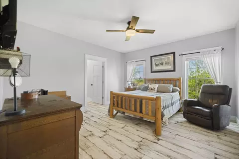Bedroom - 165 Dory Dr, Salvisa, KY 40372 photo 1 of 10