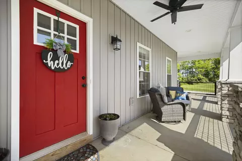 Exterior - 165 Dory Dr, Salvisa, KY 40372 photo 3 of 9
