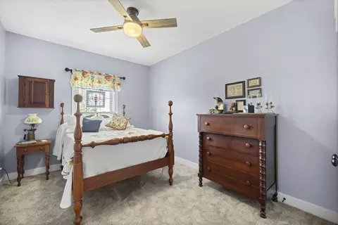 Bedroom - 165 Dory Dr, Salvisa, KY 40372 photo 4 of 10