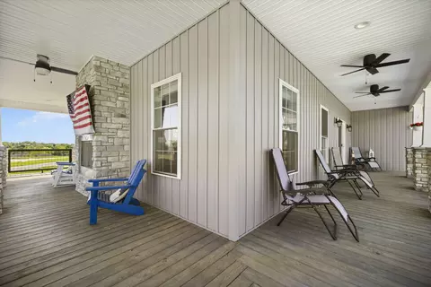 Exterior - 165 Dory Dr, Salvisa, KY 40372 photo 6 of 9