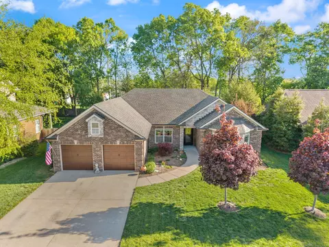 144 Cherry Hill Dr, Georgetown, KY 40324