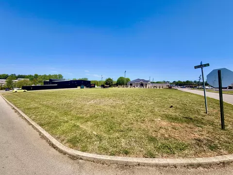 48 Venture Way, Somerset, KY 42503