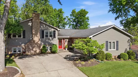 1005 Rain Ct, Lexington, KY 40515