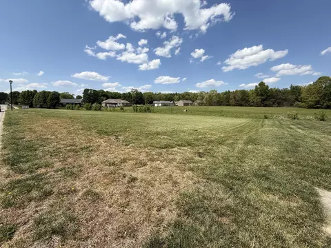1524 Phyllis Dr, Berea, KY 40403 photo 3
