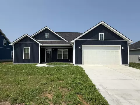 476 Pinehurst Way, Harrodsburg, KY 40330
