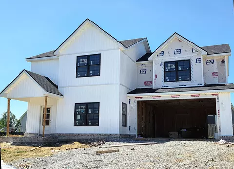 140 Patchen Dr, Nicholasville, KY 40356