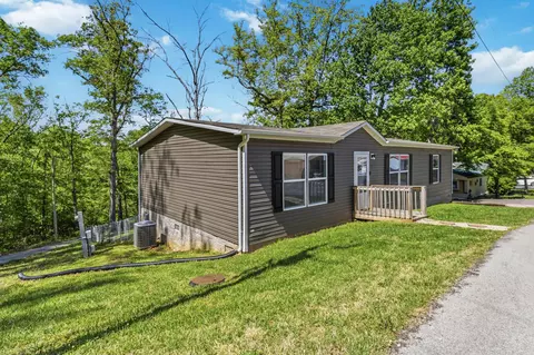 15 Spring Valley Dr, Somerset, KY 42501