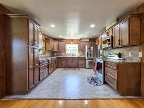 Kitchen - 3014 Poplar Hill Rd, Liberty, KY 42539 photo 1 of 5