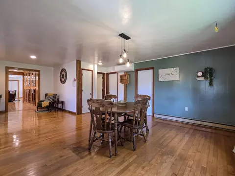 Dining - 3014 Poplar Hill Rd, Liberty, KY 42539 photo 1 of 3