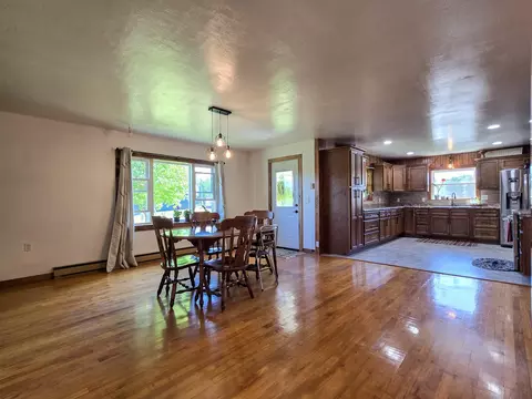 Dining - 3014 Poplar Hill Rd, Liberty, KY 42539 photo 3 of 3