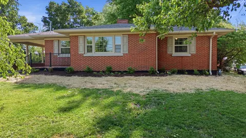 122 Meadowlark Dr, Richmond, KY 40475