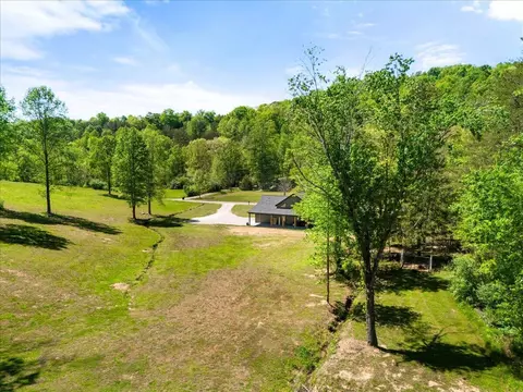 Exterior - 504 Wells Rd, Corbin, KY 40701 photo 12 of 13