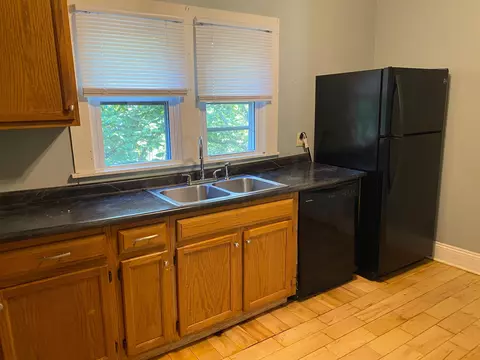 Kitchen - 122 Bishop St, Corbin, KY 40701 photo 1 of 2
