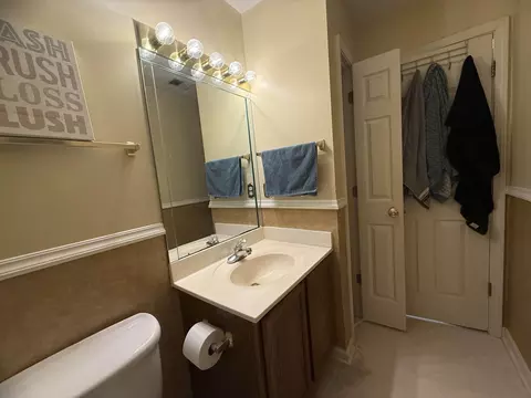 Bath - 105 Bronte Pl, Georgetown, KY 40324 photo 3 of 4