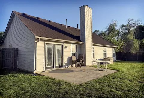 Exterior - 105 Bronte Pl, Georgetown, KY 40324 photo 2 of 11