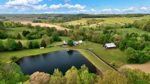 3087 Halls Creek Rd, Olaton, KY 42361