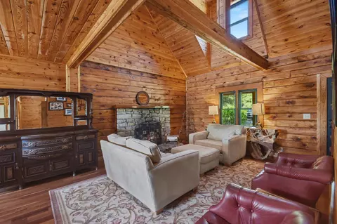 70 Twin Creek Loop, Jamestown, KY 42629
