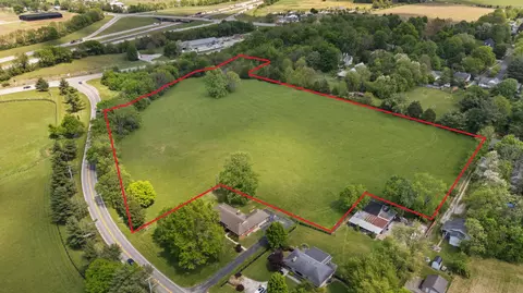 6888 Midway Rd # -A, Midway, KY 40347
