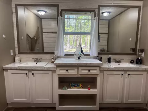 Bath - 280 Piney Hill Rd, Corbin, KY 40701 photo 1 of 1