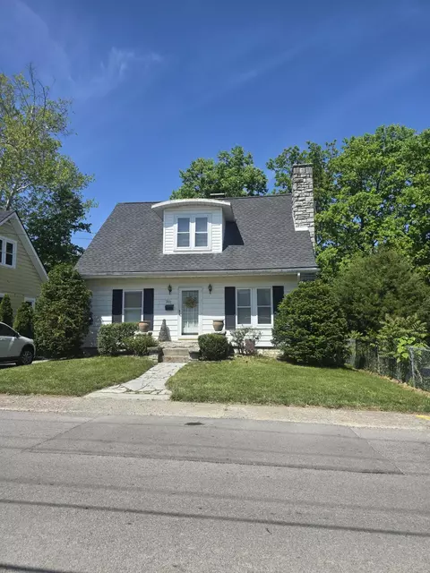 301 S 3rd St, Nicholasville, KY 40356