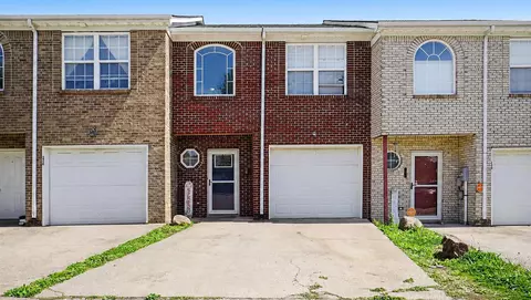 238 Bass Pond Glen Dr, Nicholasville, KY 40356
