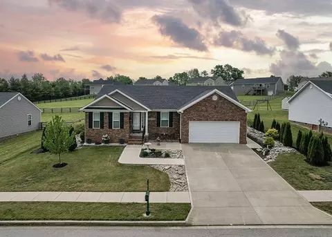 122 Max Cavnes Rd, Danville, KY 40422