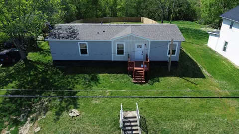 271 W Walnut St, Mount Olivet, KY 41064