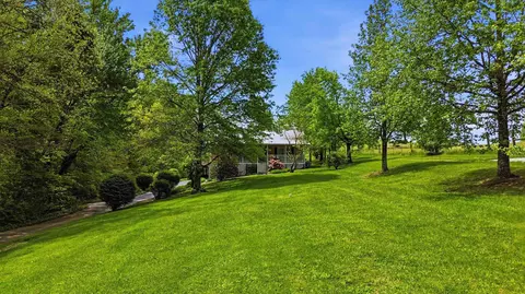 35 Vanzant Rd, Lily, KY 40740