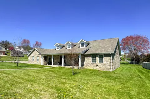 309 Park Ln, Science Hill, KY 42553