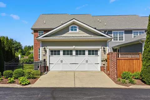 2153 Patchen Lake Ln, Lexington, KY 40505