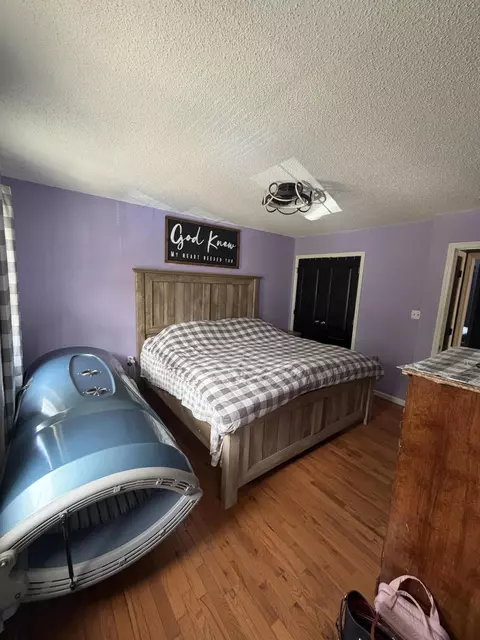 Bedroom - 507 Swan St, Corbin, KY 40701 photo 3 of 9