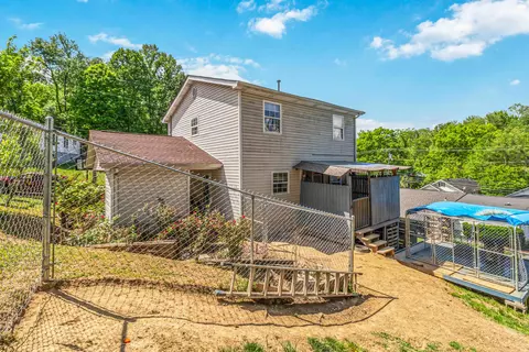 Exterior - 507 Swan St, Corbin, KY 40701 photo 14 of 17