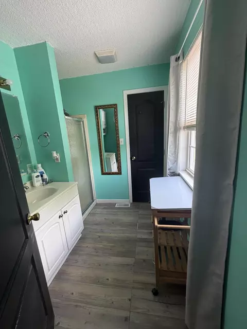 Bath - 507 Swan St, Corbin, KY 40701 photo 3 of 10