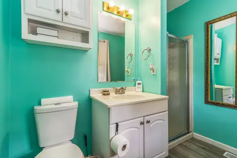 Bath - 507 Swan St, Corbin, KY 40701 photo 8 of 10