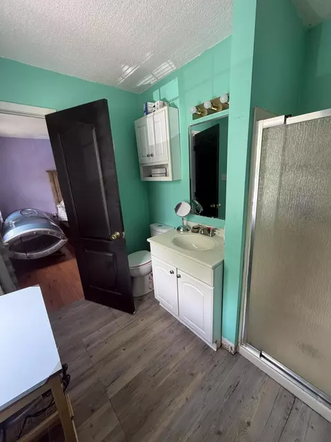 Bath - 507 Swan St, Corbin, KY 40701 photo 5 of 10