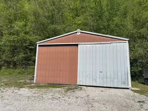 14195 S Us 421, Manchester, KY 40962