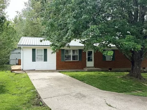 4 Pebble Ct, Frankfort, KY 40601