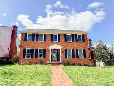 4613 Saron Dr, Lexington, KY 40515