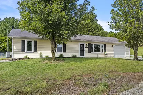 Exterior - 176 Doolin Way, Lancaster, KY 40444 photo 2 of 10