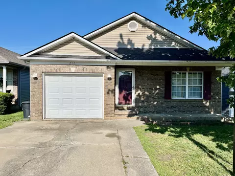 216 Christopher Dr, Nicholasville, KY 40356