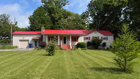 128 Cherry Rd, Berea, KY 40403